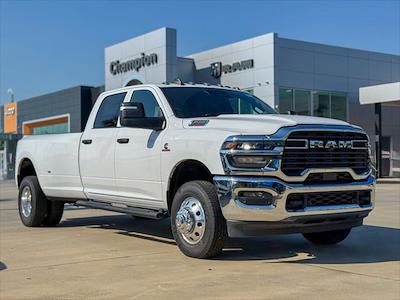 New 2025 Ram 3500 Tradesman Crew Cab 4x4 DRW Pickup for sale #450753 - photo 1