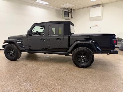 Used 2022 Jeep Gladiator - photo 1