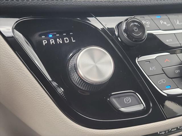 Used 2024 Chrysler Pacifica - photo 30