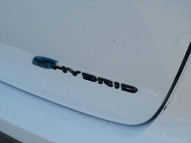 Used 2024 Chrysler Pacifica - photo 9