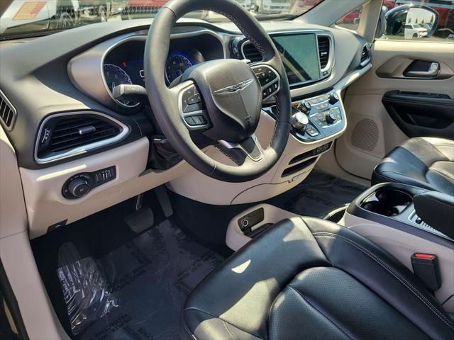 Used 2024 Chrysler Pacifica - photo 21