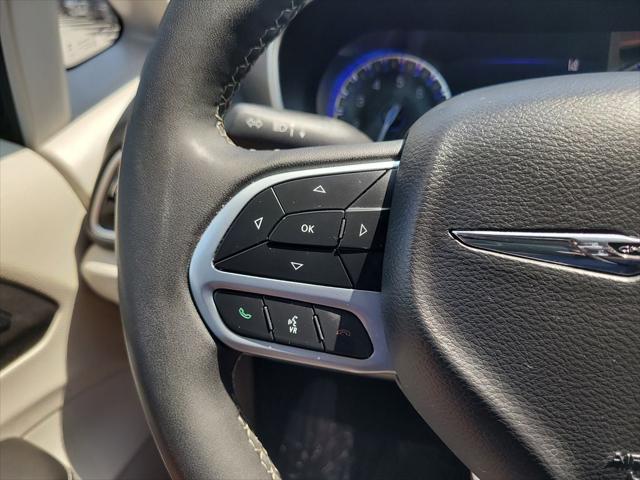 Used 2024 Chrysler Pacifica - photo 34