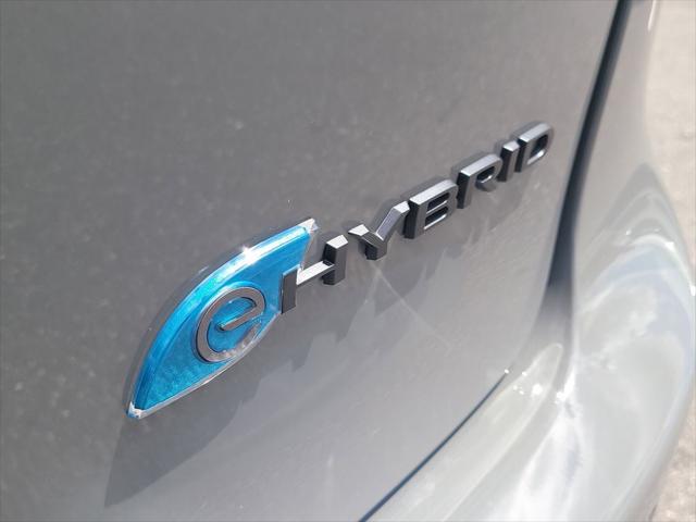 Used 2025 Chrysler Pacifica - photo 10