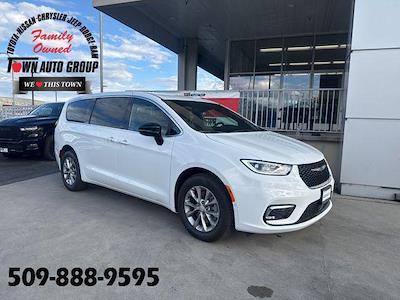 2026 Chrysler Pacifica AWD Minivan for sale #8217X - photo 1
