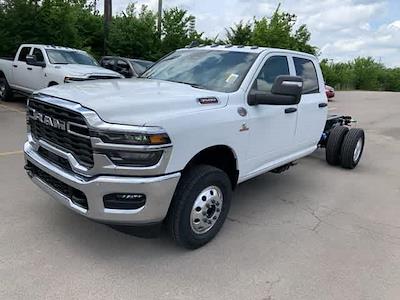 New 2025 Ram 3500 Tradesman Crew Cab 4x4 60 CA Cab Chassis for sale #SG535934 - photo 2