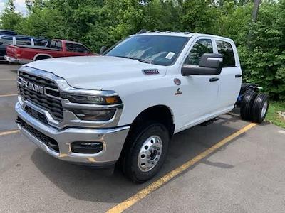 New 2025 Ram 3500 Tradesman Crew Cab 4x4 60 CA Cab Chassis for sale #SG589293 - photo 2