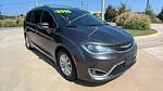 Used 2017 Chrysler Pacifica Minivan for sale #C108970A - photo 4