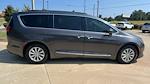 Used 2017 Chrysler Pacifica Minivan for sale #C108970A - photo 5