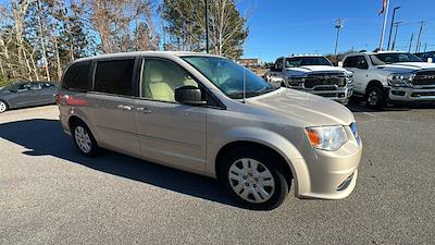 Used 2016 Dodge Grand Caravan SE Minivan for sale #C109376A - photo 2