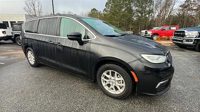 Used 2024 Chrysler Pacifica Touring L Minivan for sale #D15972 - photo 2
