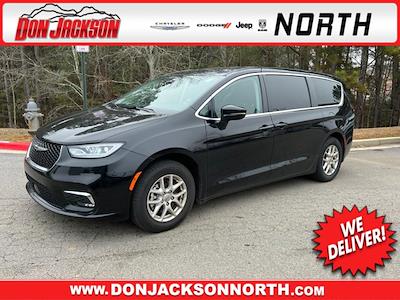 Used 2024 Chrysler Pacifica Touring L Minivan for sale #D15975 - photo 1