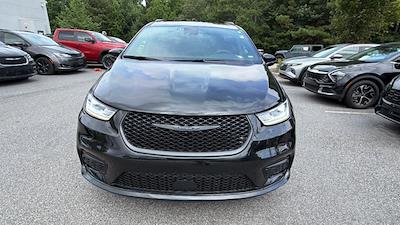 2025 Chrysler Pacifica FWD Minivan for sale #D16766 - photo 2