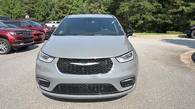 2025 Chrysler Pacifica FWD Minivan for sale #D16780 - photo 2