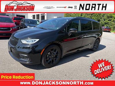 2025 Chrysler Pacifica FWD Minivan for sale #D16840 - photo 1