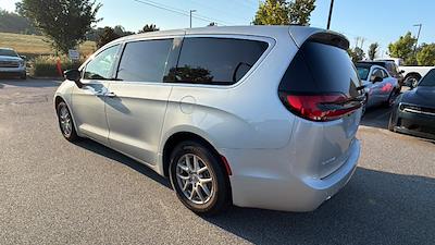 2024 Chrysler Pacifica FWD Minivan for sale #D16992 - photo 2