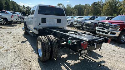 New 2025 Ram 4500 Tradesman Crew Cab 4WD 60 CA Cab Chassis for sale #FR109051 - photo 2