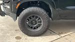2022 Nissan Frontier Crew Cab 4WD Pickup for sale #J108900A - photo 9