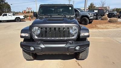 Used 2025 Jeep Gladiator - photo 1