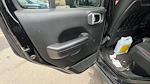2020 Jeep Gladiator Crew Cab 4WD Pickup for sale #J110068A - photo 17