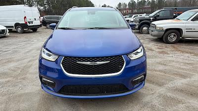 Used 2021 Chrysler Pacifica - photo 1