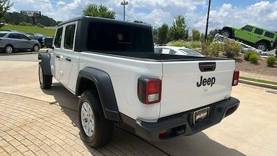 2023 Jeep Gladiator Crew Cab 4WD Pickup for sale #J15266 - photo 2
