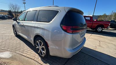 Used 2024 Chrysler Pacifica Pinnacle Minivan for sale #J15880 - photo 2