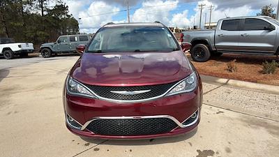 Used 2018 Chrysler Pacifica - photo 1