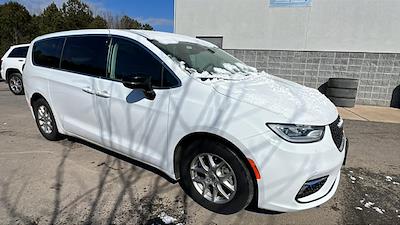 Used 2024 Chrysler Pacifica Touring L Minivan for sale #J16157 - photo 2