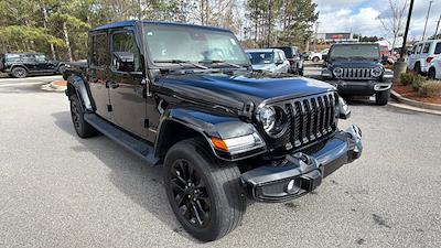 Used 2023 Jeep Gladiator - photo 1