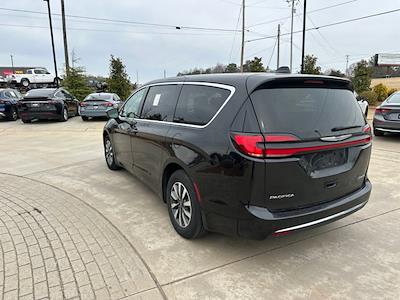 2023 Chrysler Pacifica FWD Minivan for sale #M14875 - photo 2