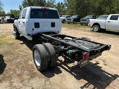2025 Ram 5500 Crew Cab DRW 4WD Cab Chassis for sale #R108640 - photo 2