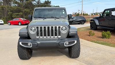 Used 2021 Jeep Gladiator - photo 1
