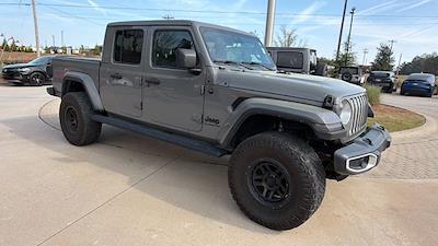 Used 2021 Jeep Gladiator - photo 1
