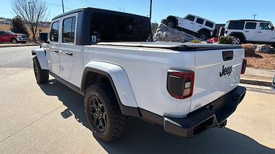 Used 2021 Jeep Gladiator - photo 1