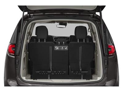 Used 2023 Chrysler Pacifica - photo 1