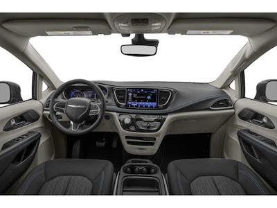 Used 2023 Chrysler Pacifica - photo 1