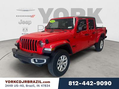 Used 2023 Jeep Gladiator - photo 1