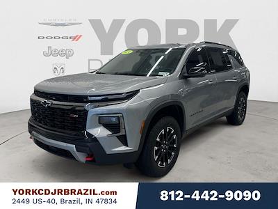 Used 2024 Chevrolet Traverse - photo 1