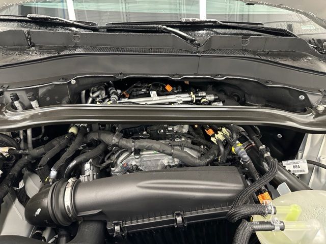 Used 2025 Ford Explorer - photo 14