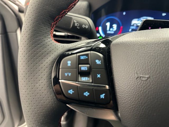 Used 2025 Ford Explorer - photo 34