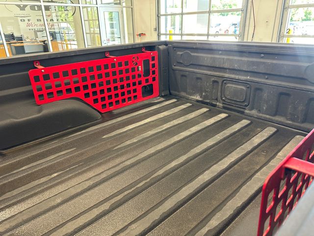 Used 2023 Jeep Gladiator - photo 19