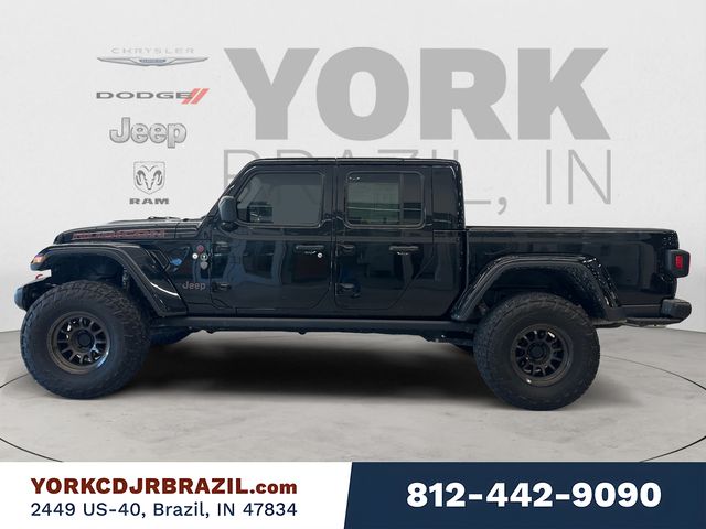Used 2023 Jeep Gladiator - photo 2