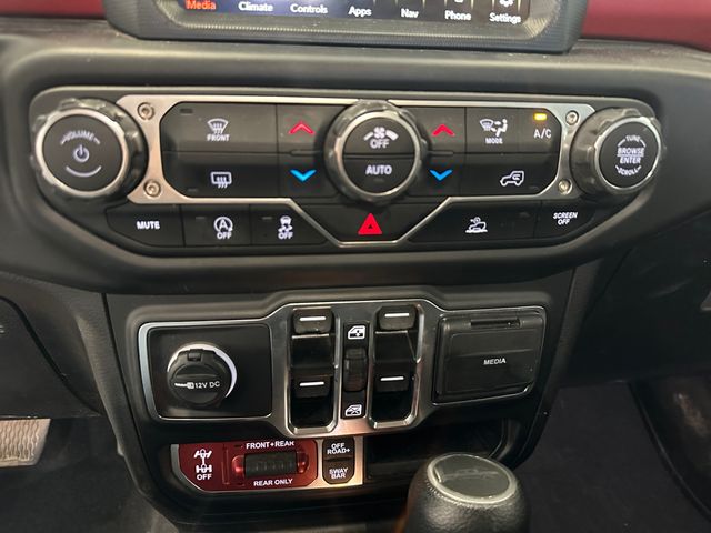 Used 2023 Jeep Gladiator - photo 30