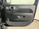 Used 2022 Jeep Gladiator Overland Crew Cab for sale #L546976A - photo 14