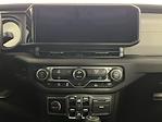 2025 Jeep Gladiator Crew Cab 4WD Pickup for sale #N682958A - photo 18