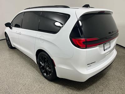 2024 Chrysler Pacifica FWD Minivan for sale #N734908A - photo 2