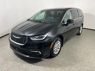 2024 Chrysler Pacifica FWD Minivan for sale #P3070 - photo 2