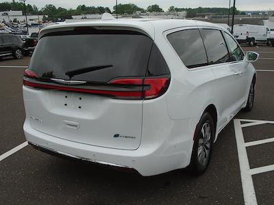 2022 Chrysler Pacifica FWD Minivan for sale #JSU3357 - photo 2