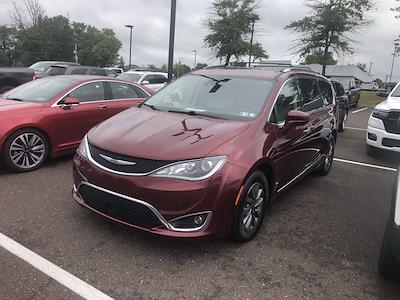 2019 Chrysler Pacifica FWD Minivan for sale #JSU3524 - photo 1