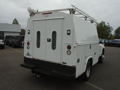 2015 Chevrolet Silverado 3500 Regular Cab 4x4 Enclosed Service Body for sale #JSU3609 - photo 2